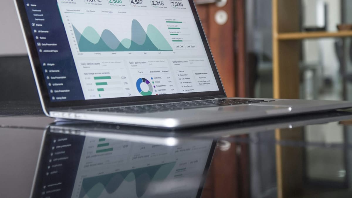 How to Get More Views on LinkedIn: 9 Tips That Work